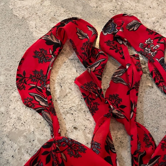 Charlotte Russe Red floral skater dress - Picture 3 of 5